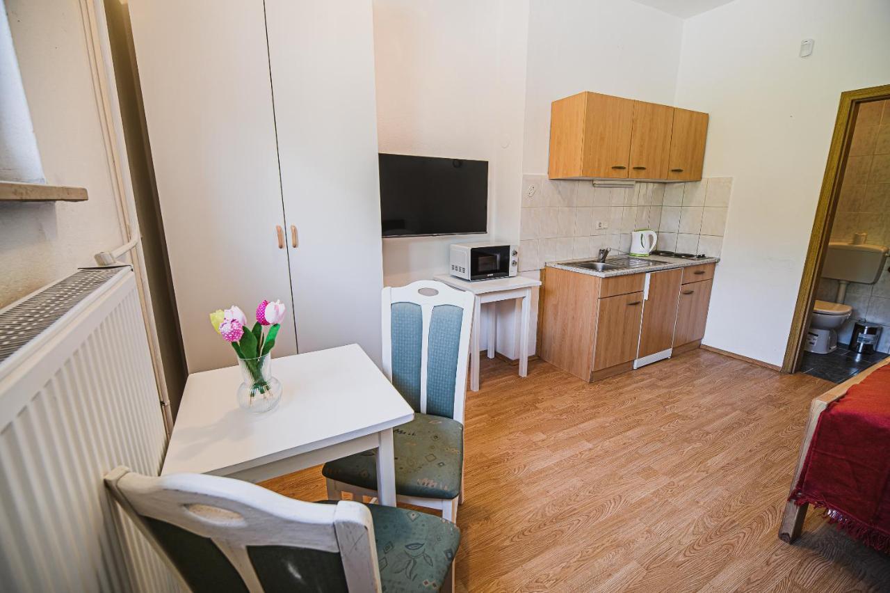 Mojcin Pisker Apartment House Крань Экстерьер фото