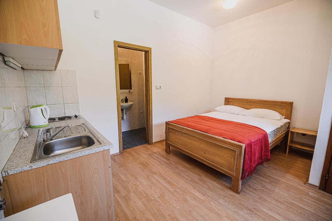 Mojcin Pisker Apartment House Крань Экстерьер фото
